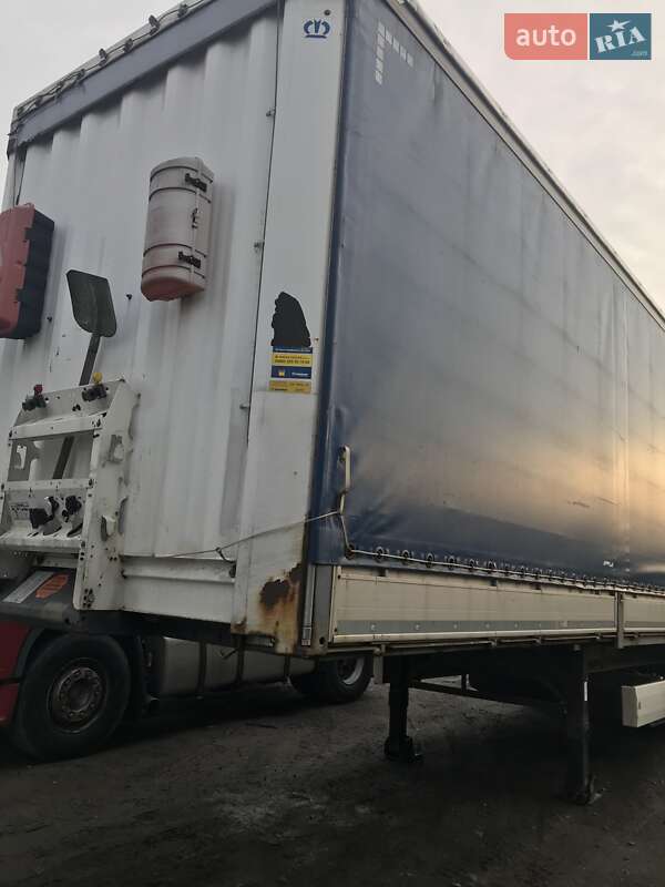 Бортовий напівпричіп Krone SAF 2013 в Міжгір'ї