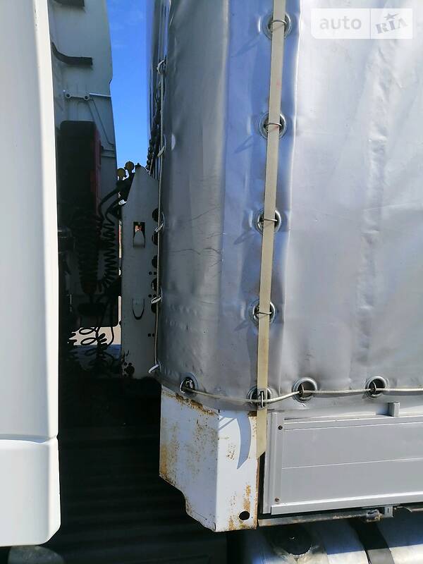 Бортовой полуприцеп Krone SD 2008 в Ратным