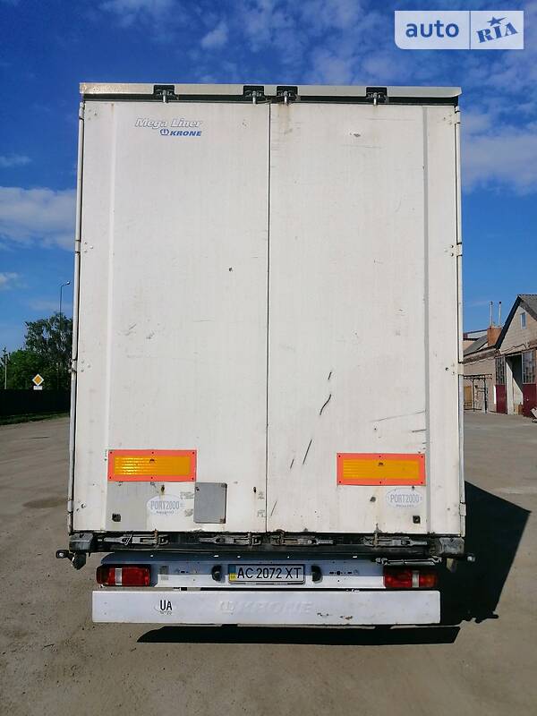 Бортовой полуприцеп Krone SD 2008 в Ратным
