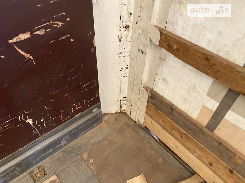 Тентованный борт (штора) - полуприцеп Krone SD 2013 в Киеве