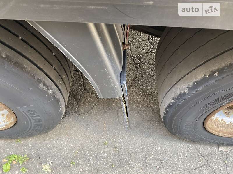 Тентованный борт (штора) - полуприцеп Krone SD 2013 в Киеве