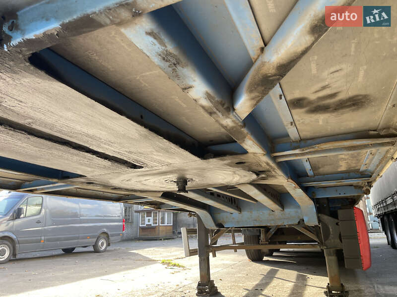 Тентованный борт (штора) - полуприцеп Krone SD 2013 в Березному