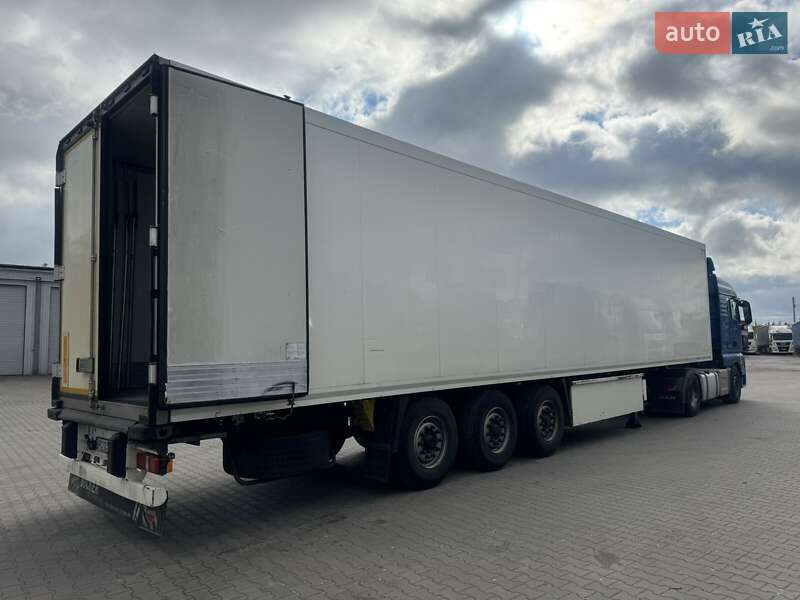 Рефрижератор полуприцеп Krone SD 2011 в Луцке