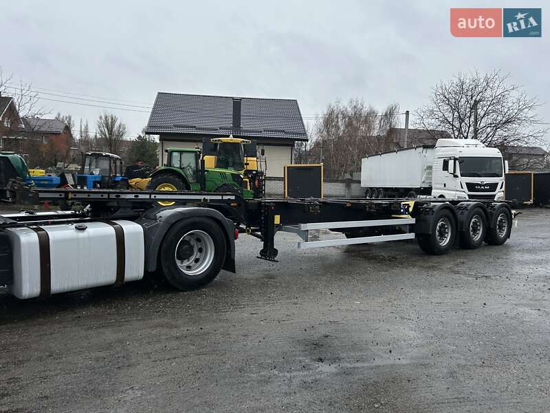 Контейнеровоз полуприцеп Krone SD 2017 в Днепре