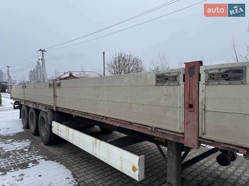 Бортовой полуприцеп Krone SD 2003 в Ивано-Франковске