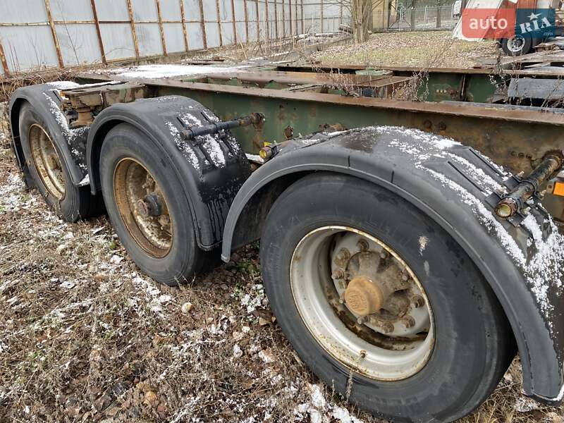 Контейнеровоз напівпричіп Krone SD 2006 в Києві