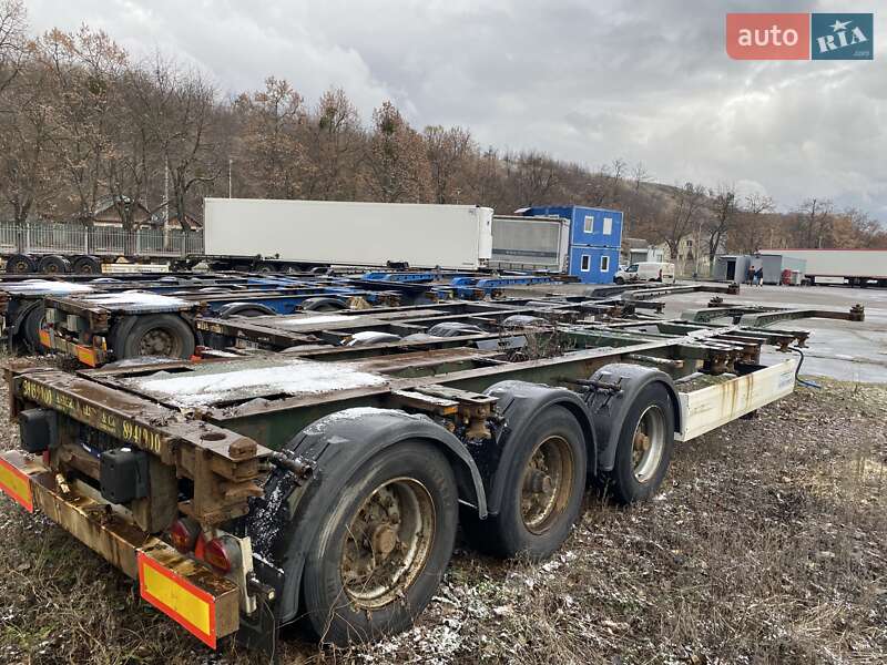 Контейнеровоз напівпричіп Krone SD 2006 в Києві