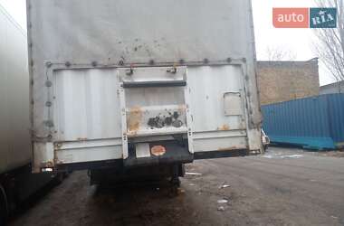 Бортовой полуприцеп Krone SD 2007 в 