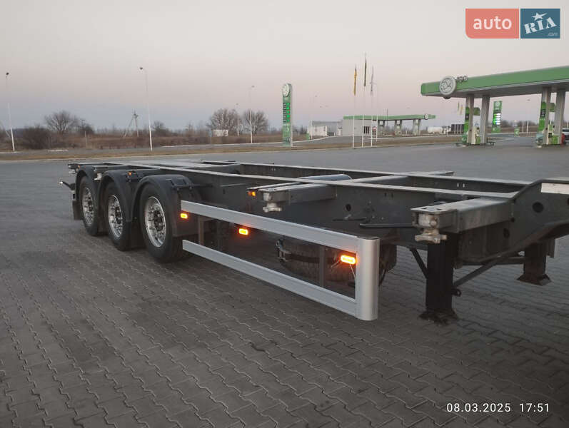 Контейнеровоз Krone SD 2011 в Голованівську фото 3 Контейнеровоз Krone SD 2011 в Голованівську