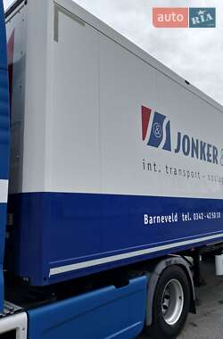 Изотермическая будка Krone SD 2013 в 