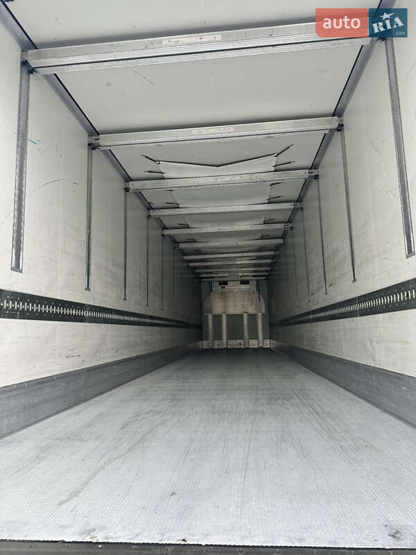 Рефрижератор полуприцеп Krone SD 2015 в Луцке