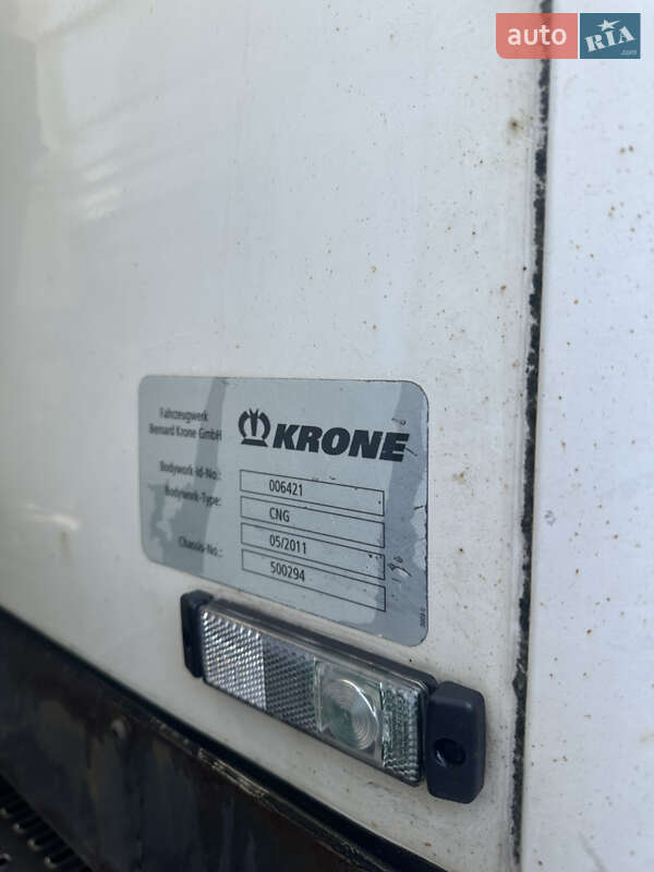 Изотермическая будка Krone SD 2011 в Луцке