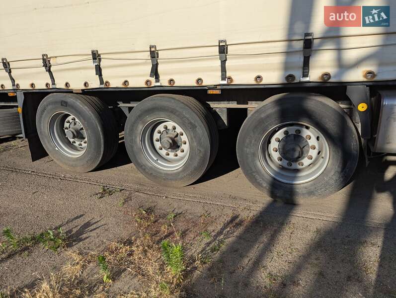 Тентований борт (штора) - напівпричіп Krone SD 2007 в Одесі