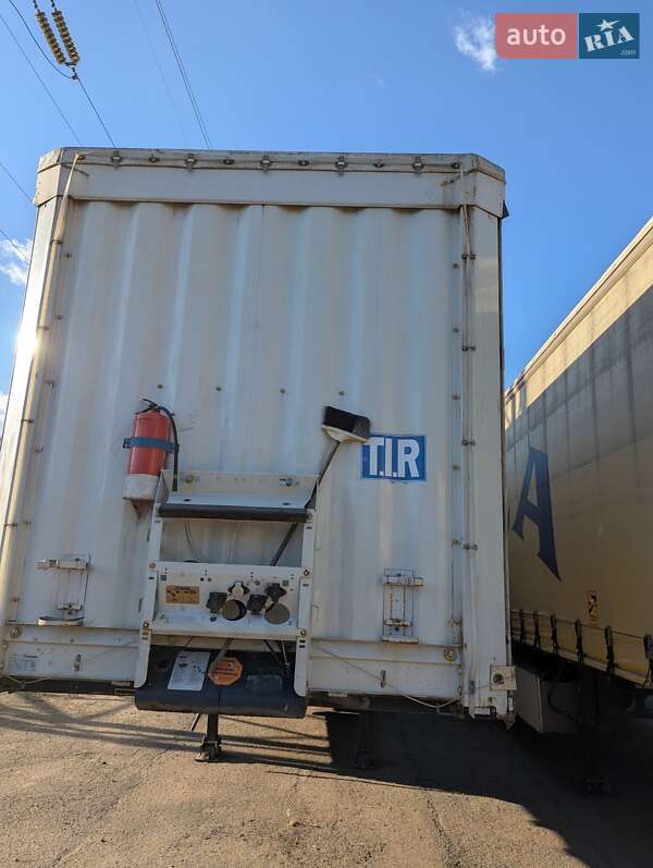 Тентований борт (штора) - напівпричіп Krone SD 2007 в Одесі