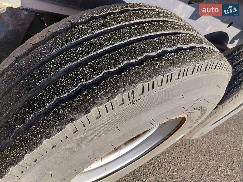 Контейнеровоз полуприцеп Krone SD 2011 в Кропивницком