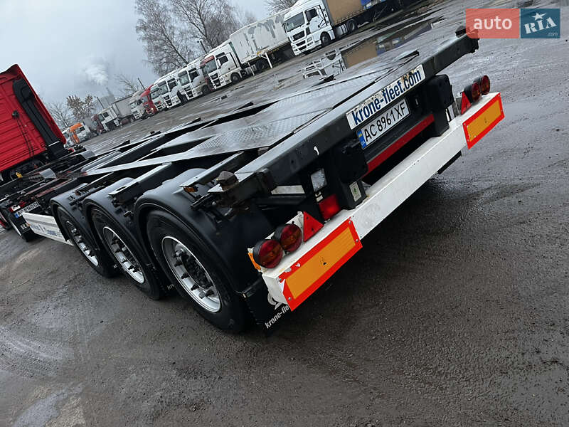 Контейнеровоз Krone SD 2014 в Луцке