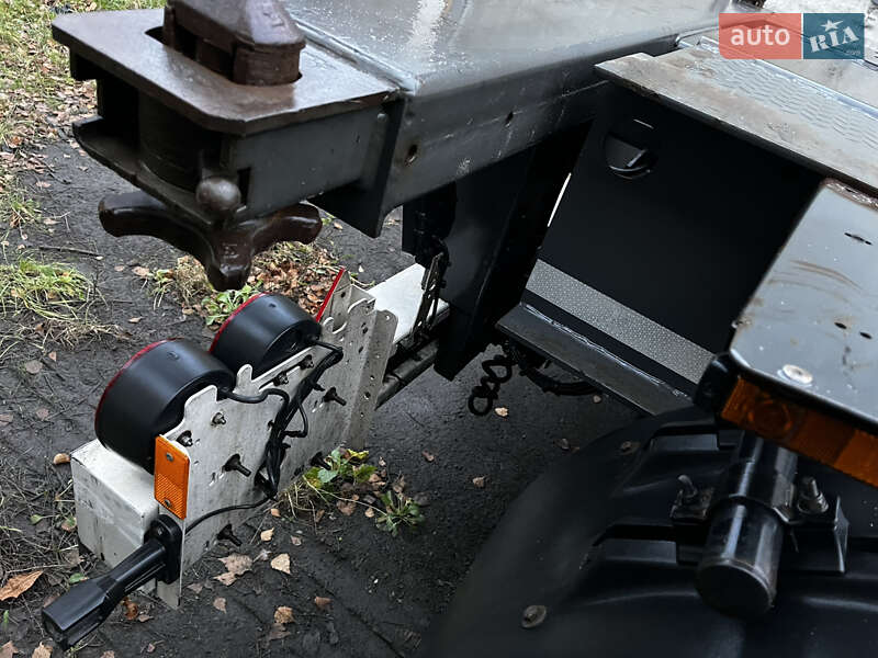 Контейнеровоз Krone SD 2014 в Луцке