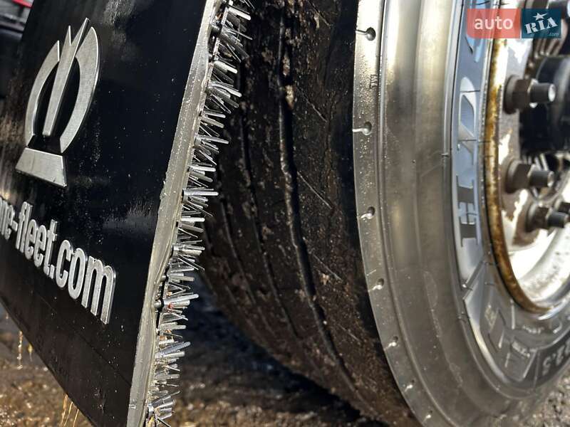 Контейнеровоз Krone SD 2014 в Луцке