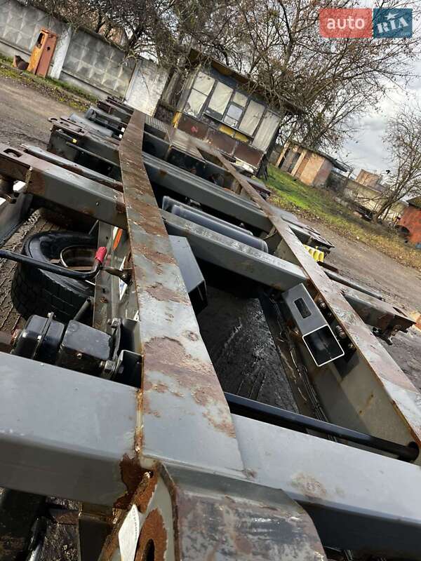 Контейнеровоз Krone SD 2014 в Луцке