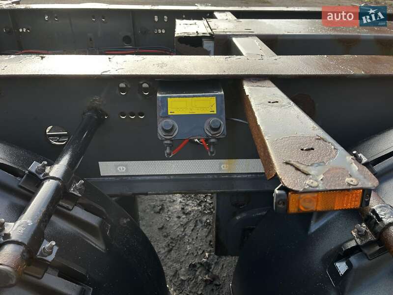 Контейнеровоз Krone SD 2014 в Луцке