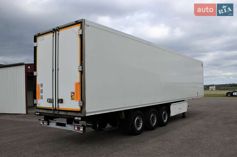 Рефрижератор полуприцеп Krone SD 2015 в Львове