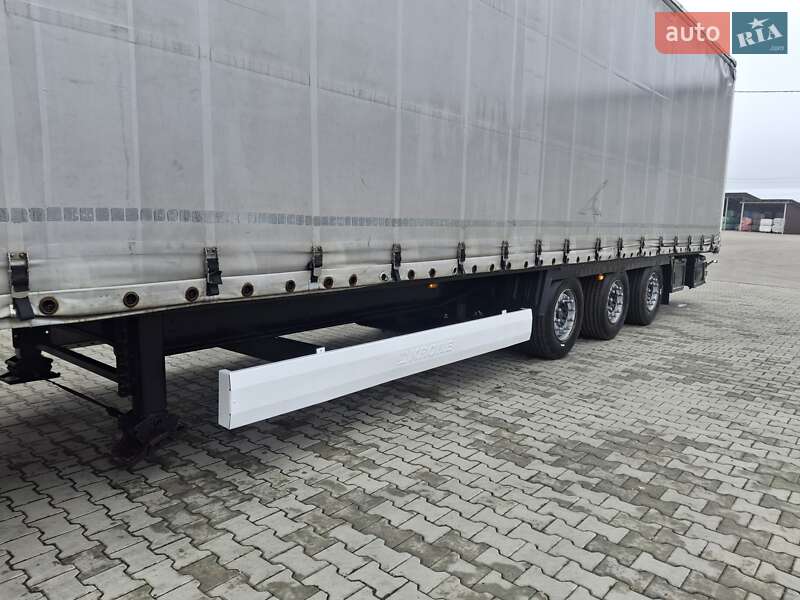 Тентований борт (штора) - напівпричіп Krone SD 2012 в Львові