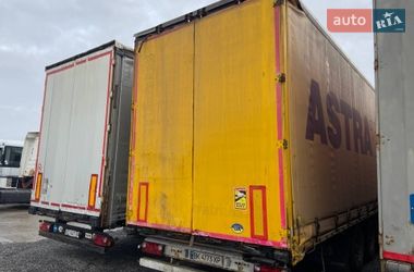 Тентований борт (штора) - напівпричіп Krone SD 2008 в Рівному