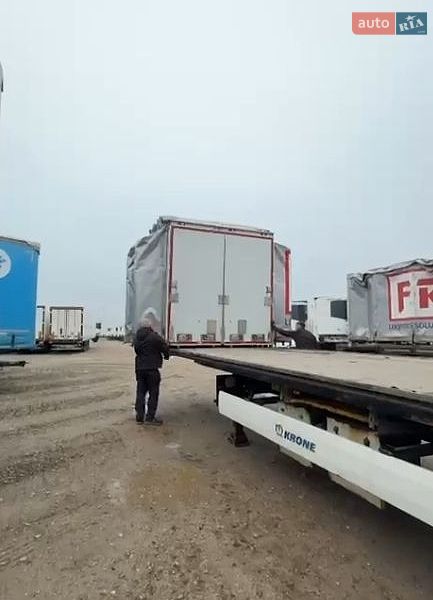 Тентованный борт (штора) - полуприцеп Krone SD 2012 в Киеве