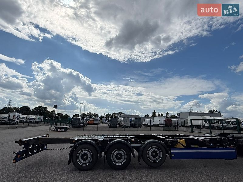 Контейнеровоз полуприцеп Krone SD 2023 в Виннице