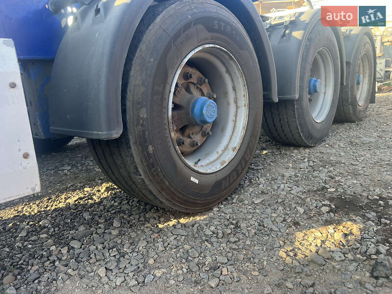 Контейнеровоз напівпричіп Krone SDC 27 2005 в Одесі