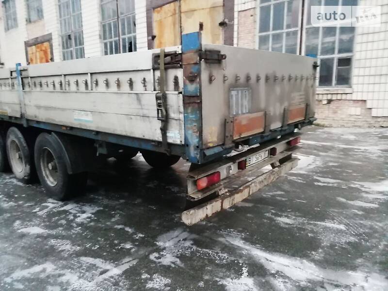 Бортовой полуприцеп Krone SDP 27 1999 в Киеве