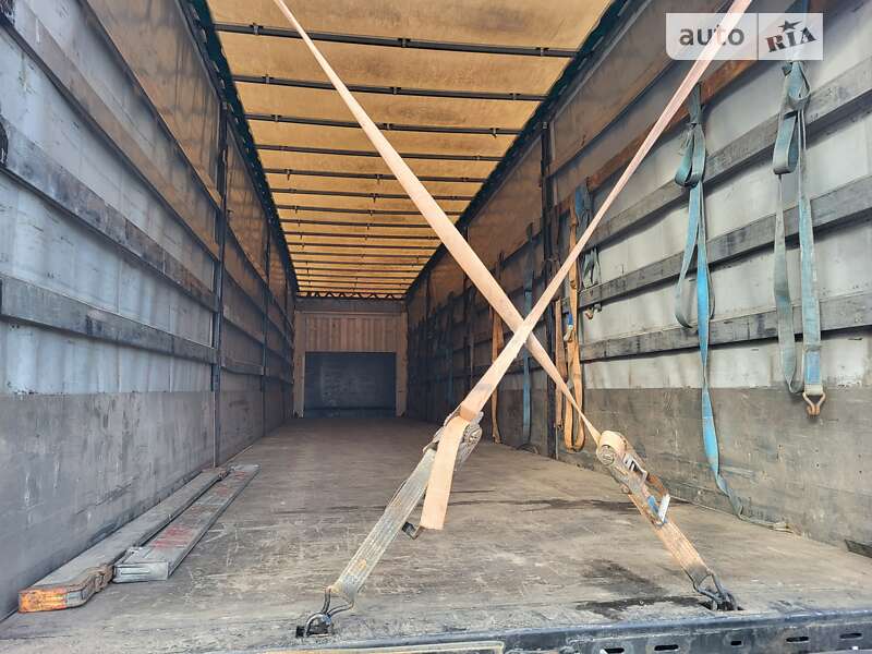 Бортовий напівпричіп Krone SDP 27 2013 в Харкові