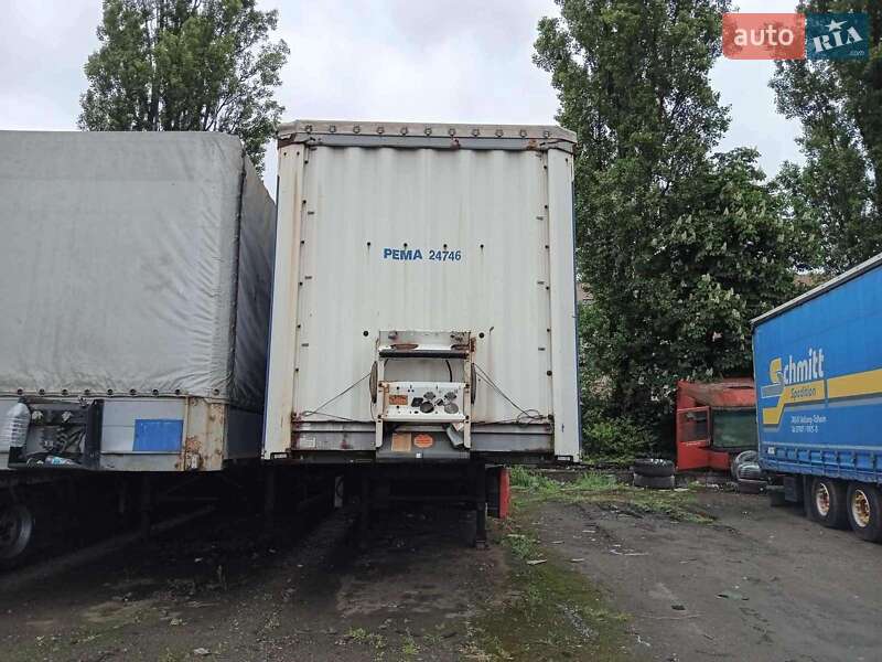 Платформа напівпричіп Krone SDP 27 2006 в Ужгороді