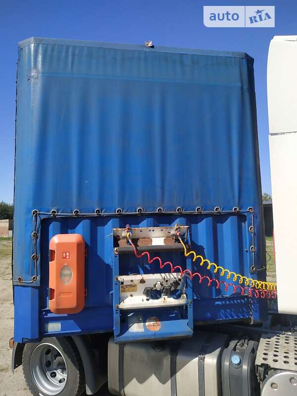 Бортовий напівпричіп Krone SDP 27 2007 в Рава-Руській