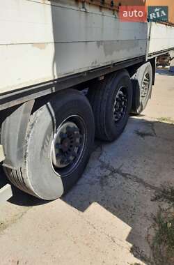 Тентованный борт (штора) - полуприцеп Krone SDP 27 2004 в 