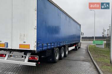 Тентований борт (штора) - напівпричіп Krone SDP 27 2005 в 