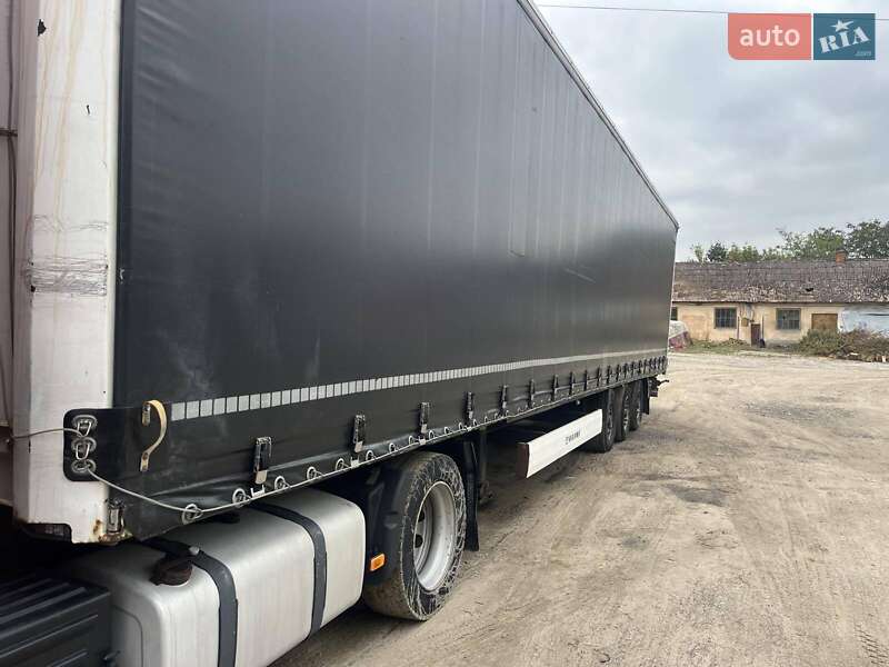 Тентований борт (штора) - напівпричіп Krone SDP 27 2008 в Яворові