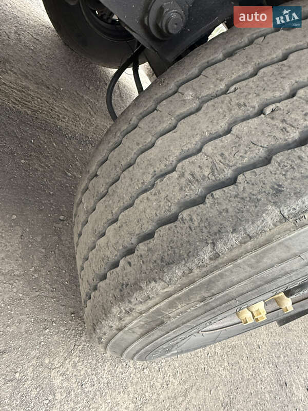 Рефрижератор полуприцеп Krone SDP 27 2002 в Ужгороде