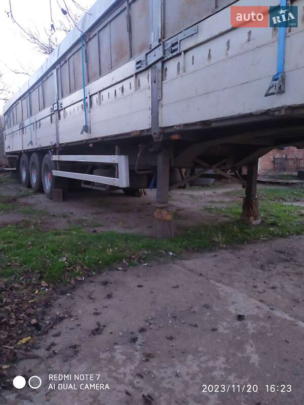 Бортовой полуприцеп Krone SDP 27 1999 в Первомайске