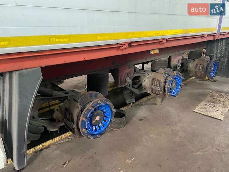 Тентованный борт (штора) - полуприцеп Krone SDP 27 2013 в Дрогобыче