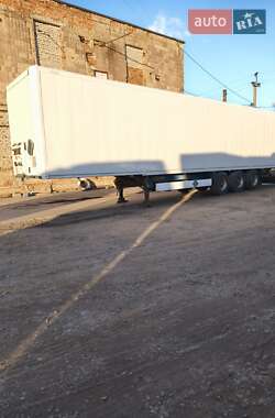 Изотермическая будка Krone SDP 2004 в Ровно