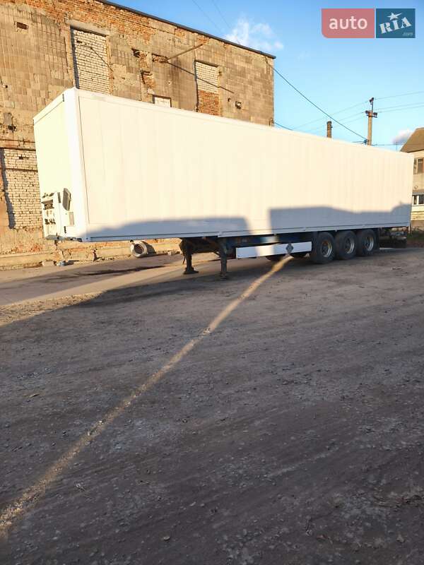 Изотермическая будка Krone SDP 2004 в Ровно фото Изотермическая будка Krone SDP 2004 в Ровно