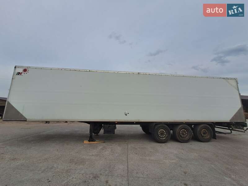 Рефрижератор полуприцеп Krone SDR 27 2004 в Фастове