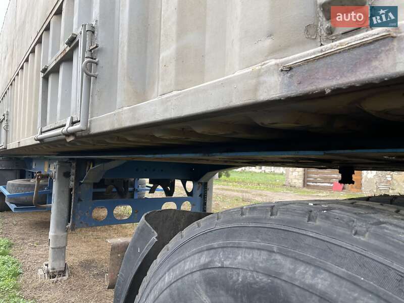 Контейнеровоз напівпричіп Krone SDR 27 2005 в Новій Одесі фото 5 Контейнеровоз напівпричіп Krone SDR 27 2005 в Новій Одесі