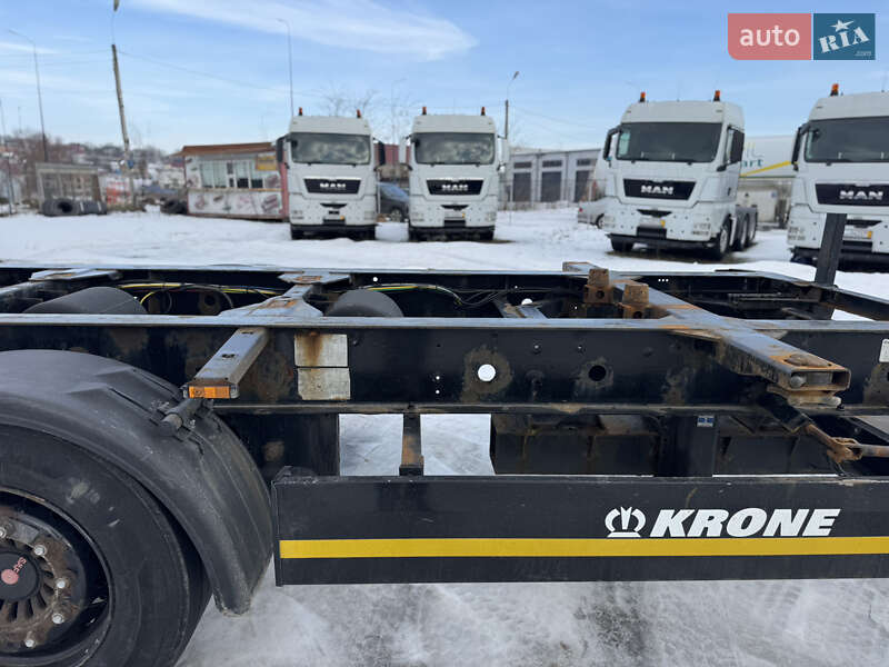 Контейнеровоз Krone ZZF 2015 в Чернівцях