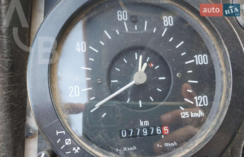 Автокран Krupp КМК 1990 в Долині