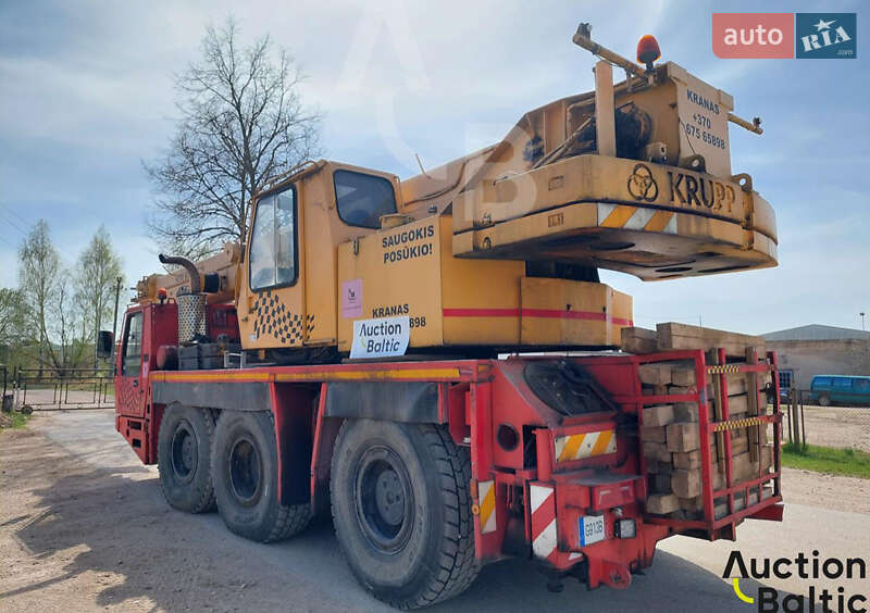 Автокран Krupp КМК 1990 в Долине
