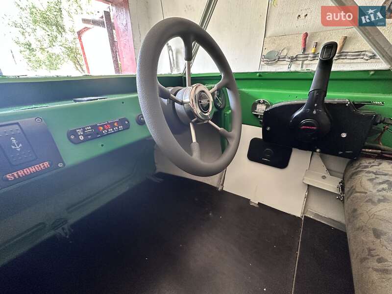 Катер Крым 1 1978 в Киеве