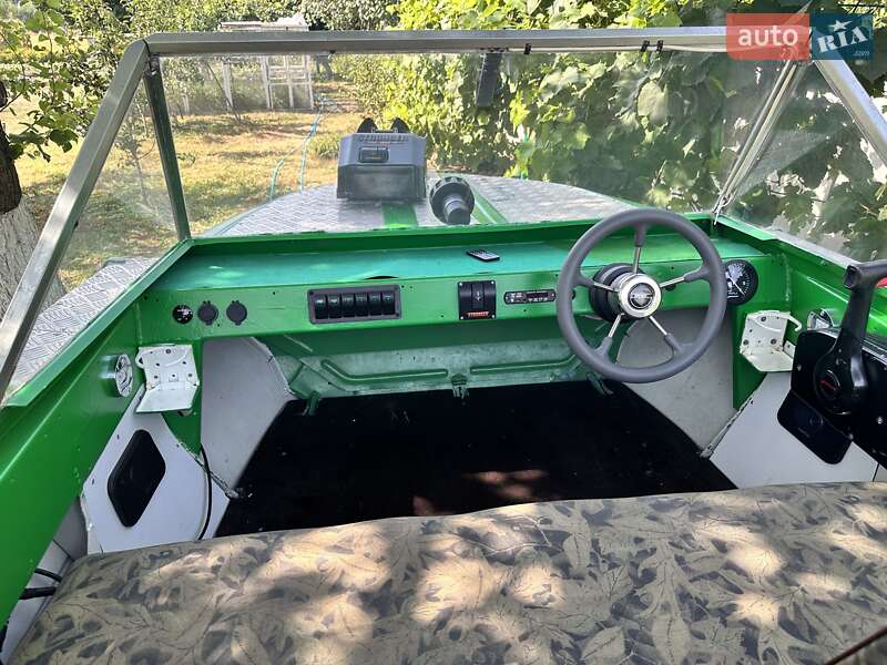 Катер Крым 1 1978 в Киеве