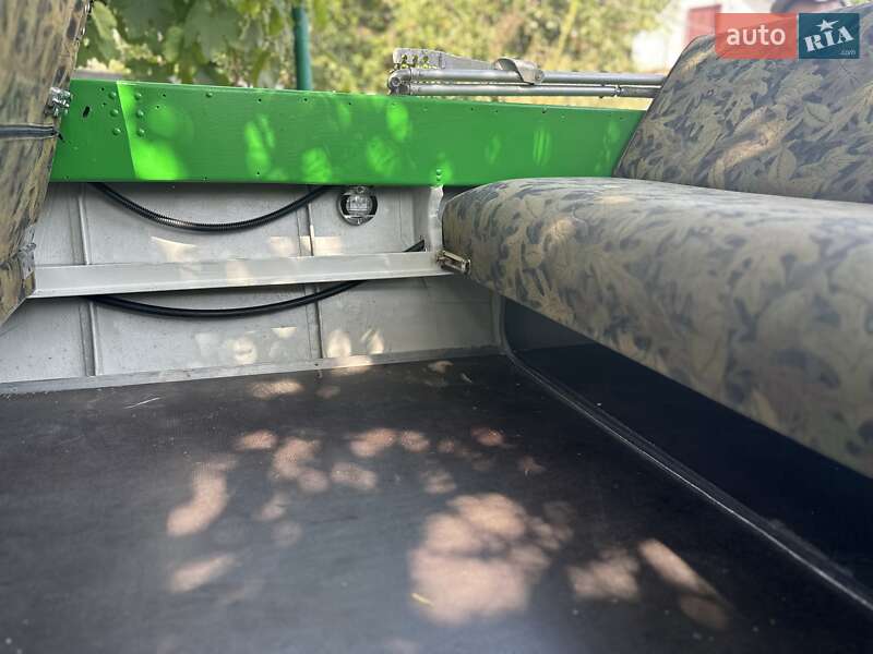 Катер Крым 1 1978 в Киеве